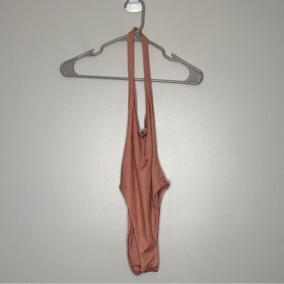 Vitamin A Alia One piece swimsuit NWT - Picture 4 of 6